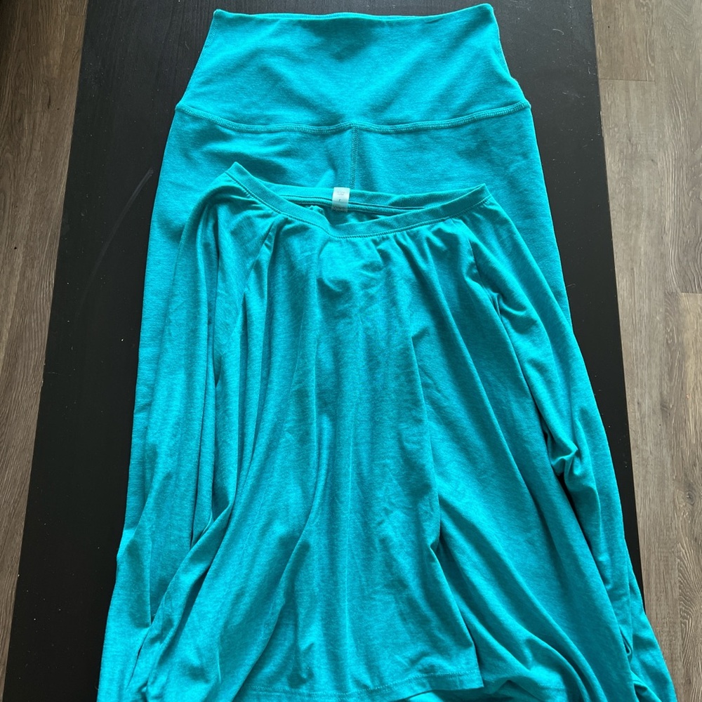 Beyond Yoga Teal Women's Workout Set